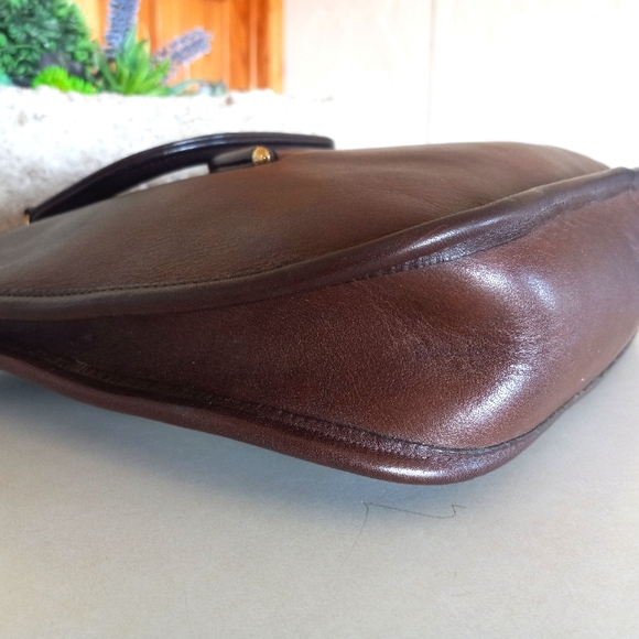 COACH BONNIE CASHIN "Watermelon Tote" Brown Leather Kiss Lock Bag, early 1970s. - Picture 12 of 14